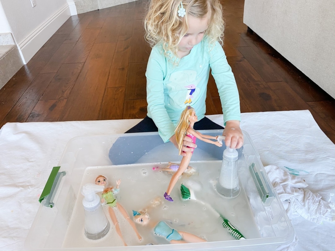 Sensory Bin Handwashing Tip for Kids Portable Sink Stations